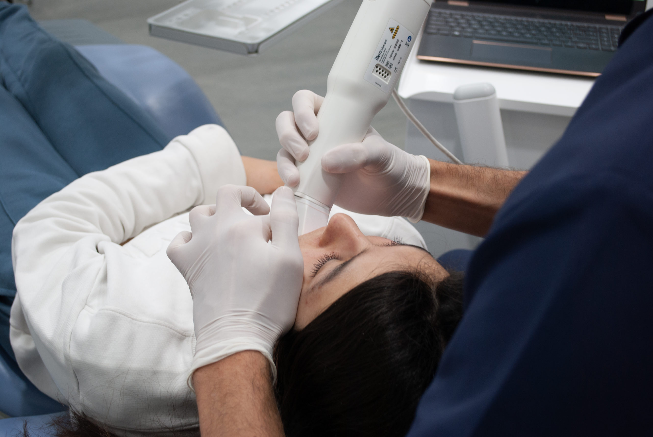 Paciente Tratamiento Clínica Dental